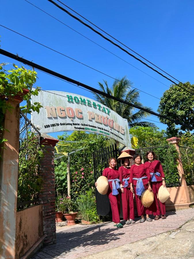 Ngoc Phuong Homestay Vĩnh Long Esterno foto