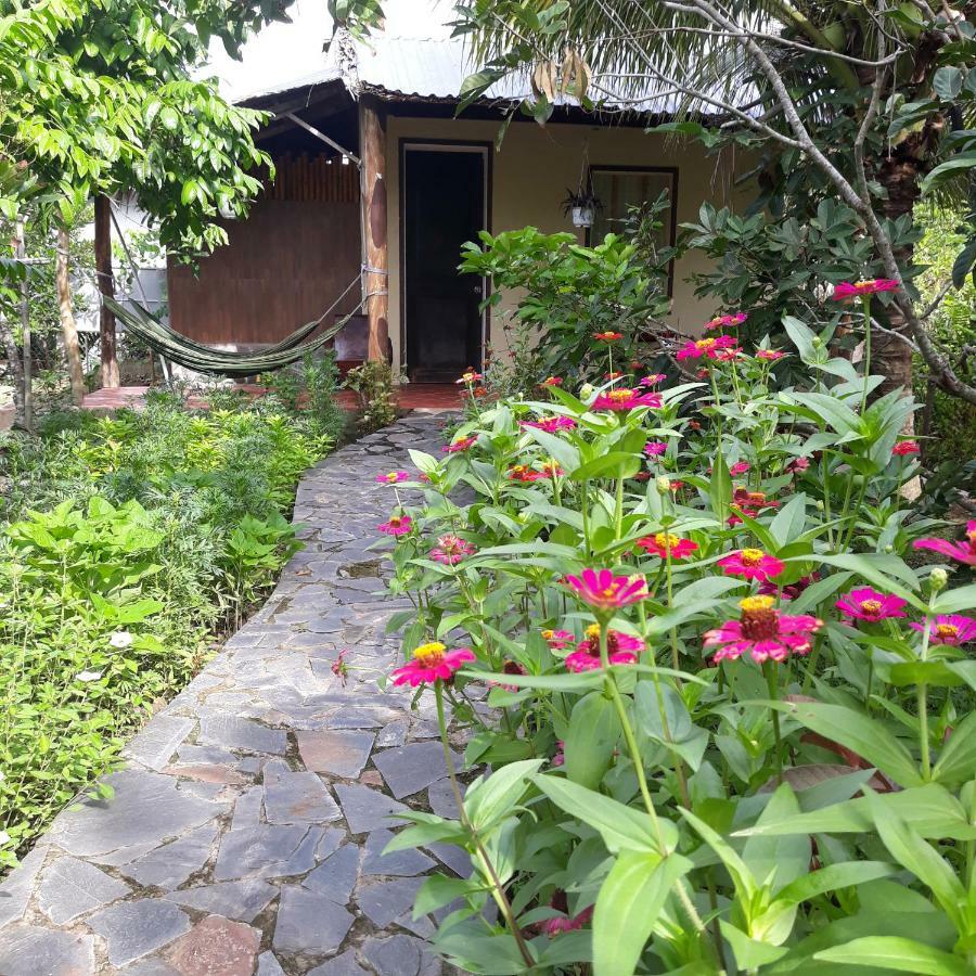 Ngoc Phuong Homestay Vĩnh Long Esterno foto