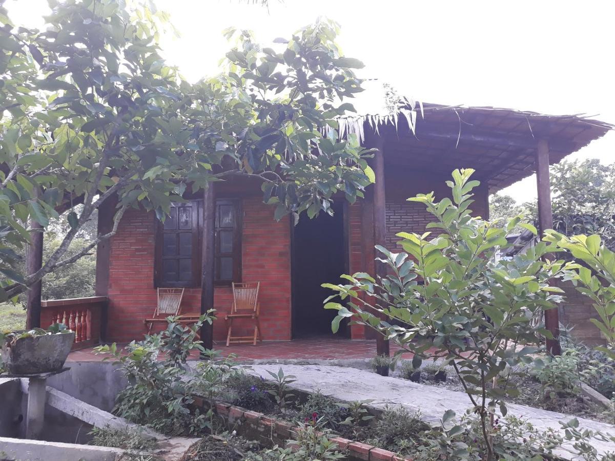 Ngoc Phuong Homestay Vĩnh Long Esterno foto